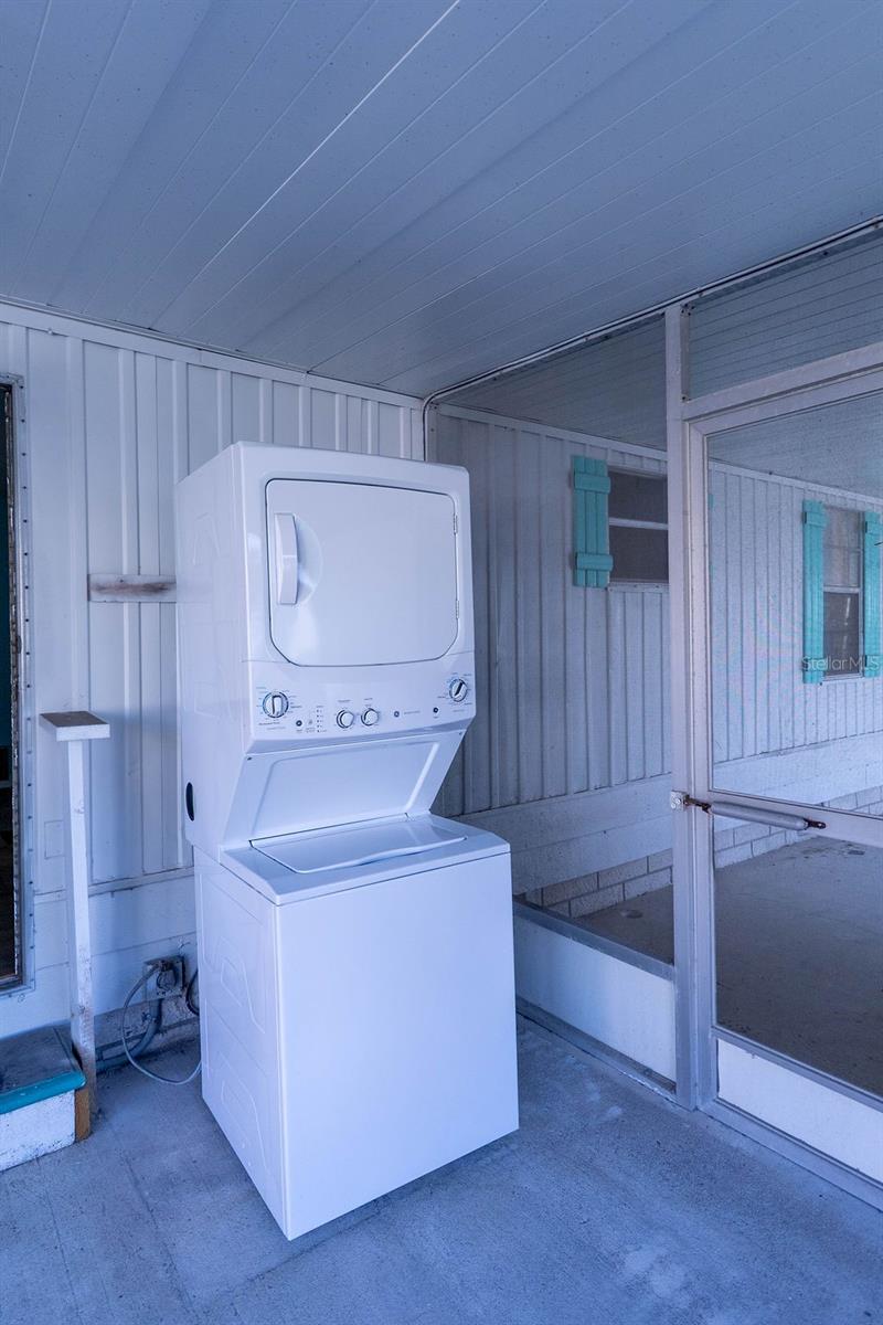 HEARTY HOST LAKE RESORT - Residential