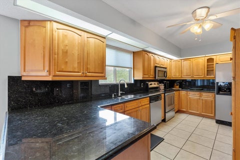 Tiny photo for 11337 SE 175th Place, Summerfield, FL 34491 (MLS # OM730839)