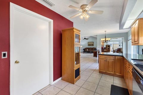 Tiny photo for 11337 SE 175th Place, Summerfield, FL 34491 (MLS # OM730839)