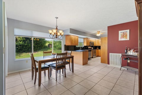 Tiny photo for 11337 SE 175th Place, Summerfield, FL 34491 (MLS # OM730839)
