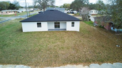 A home in SEBRING