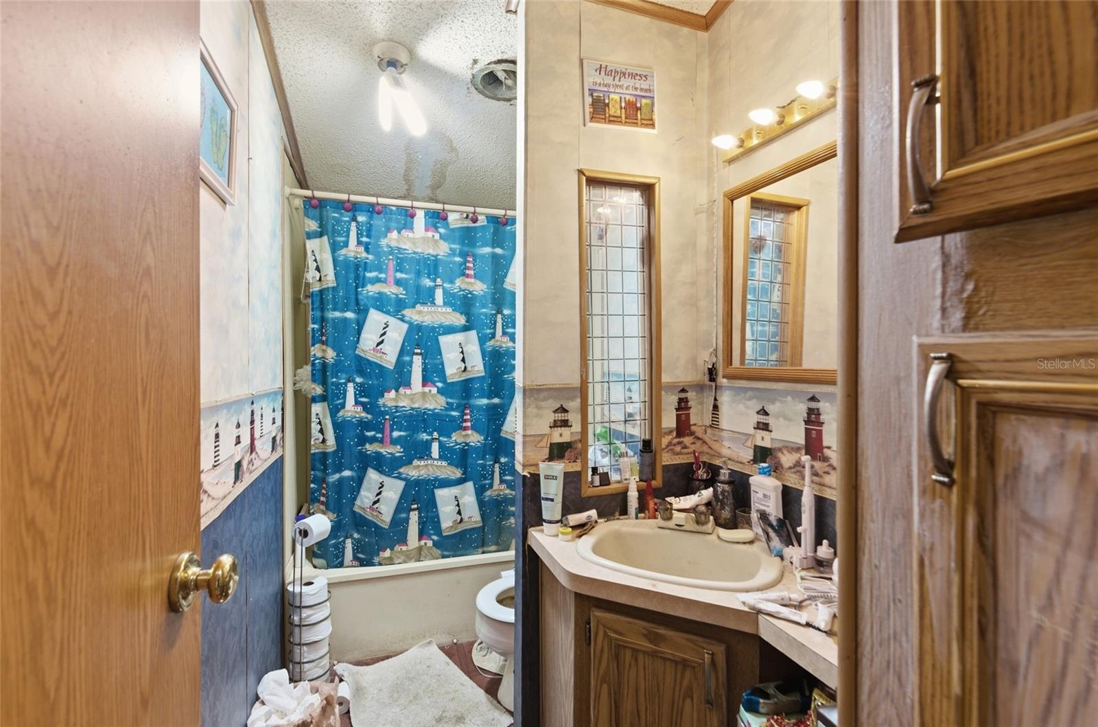 TAFT TOWN - Residential