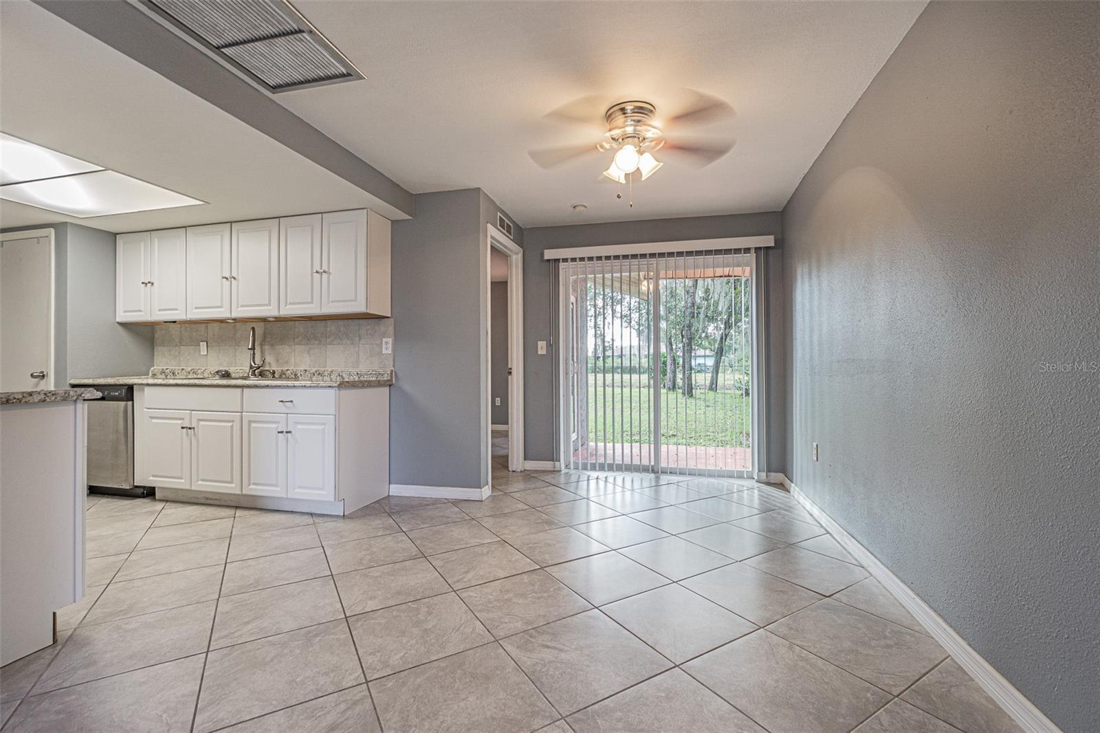 SPRING HILL - Residential Lease