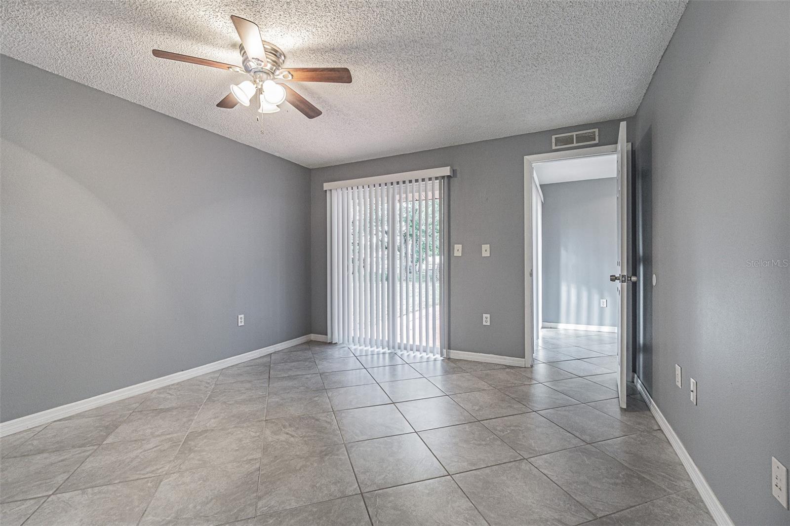 SPRING HILL - Residential Lease
