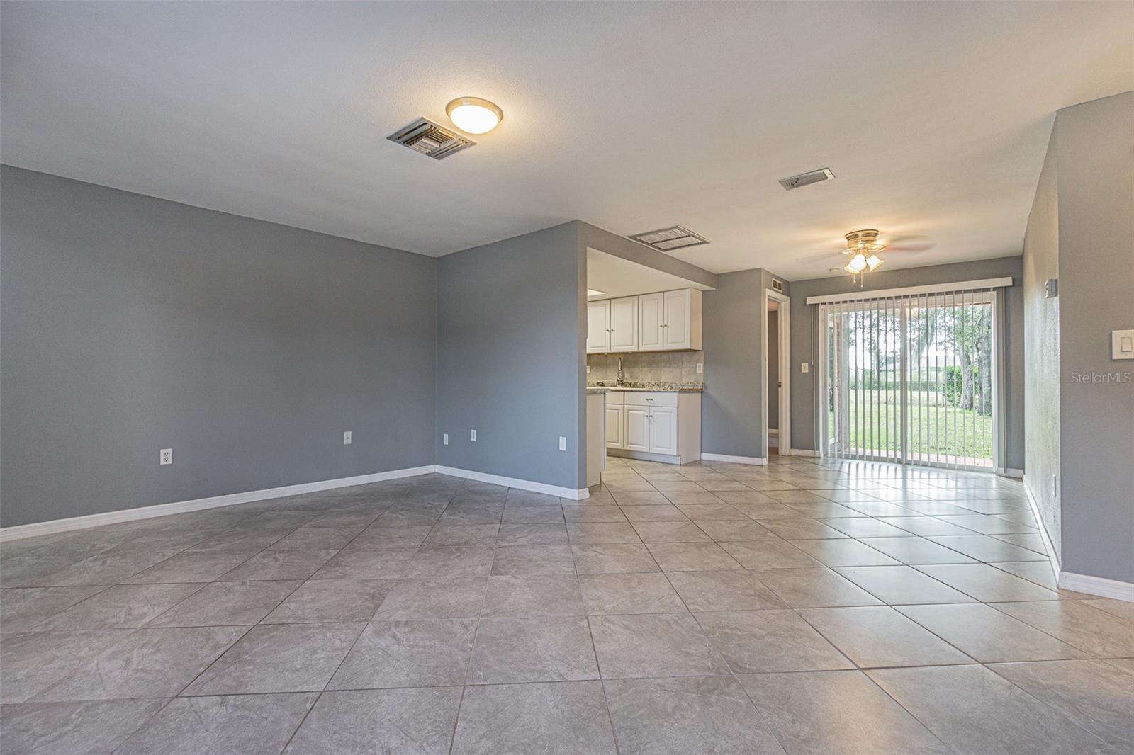 SPRING HILL - Residential Lease