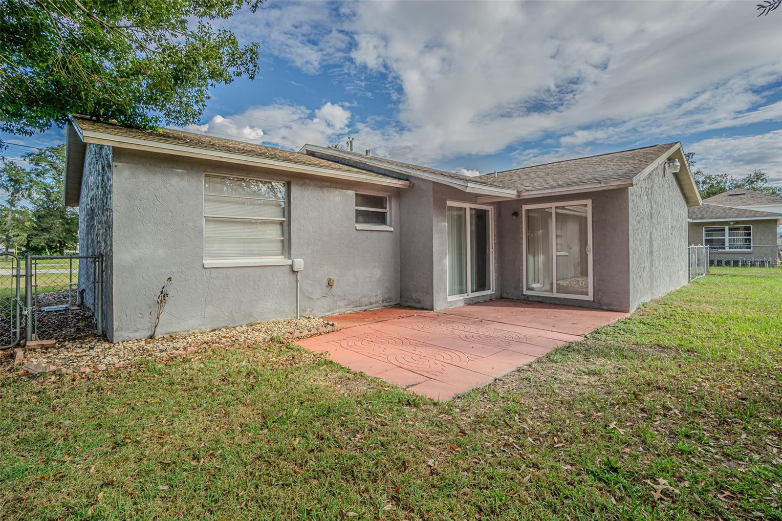 SPRING HILL - Residential Lease