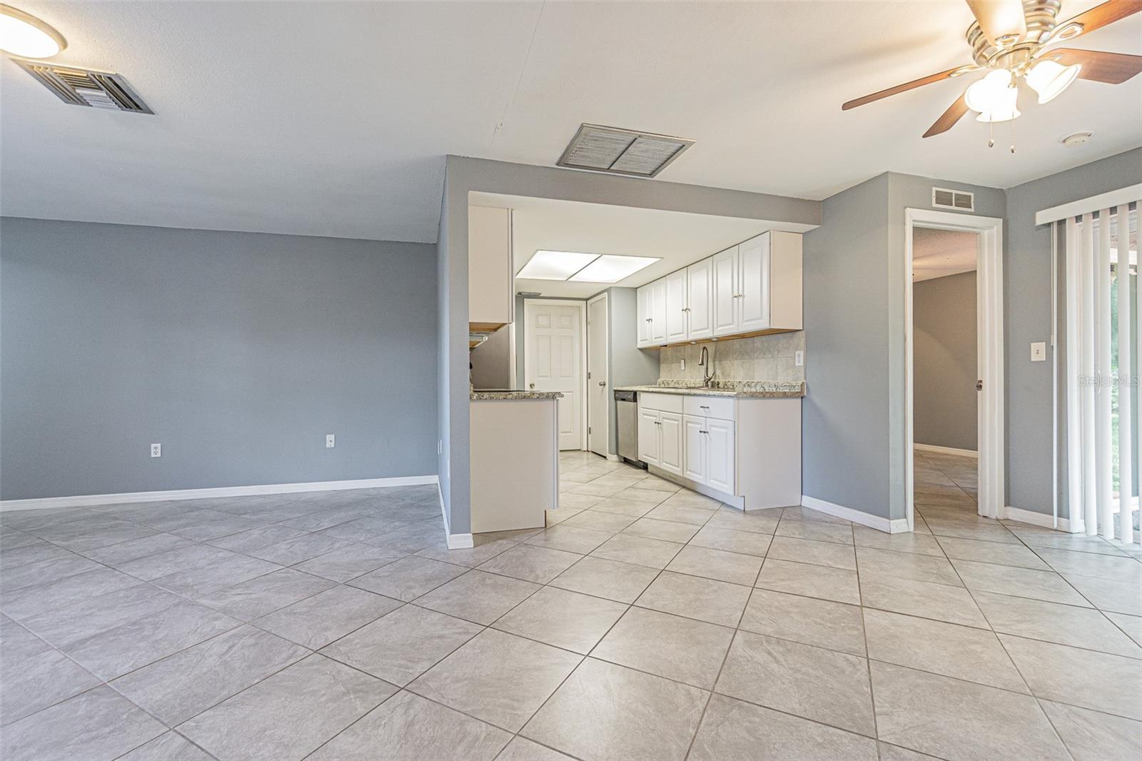 SPRING HILL - Residential Lease