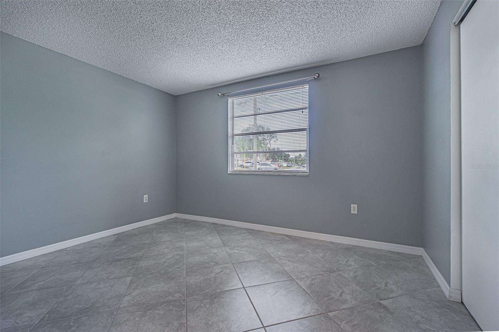 SPRING HILL - Residential Lease
