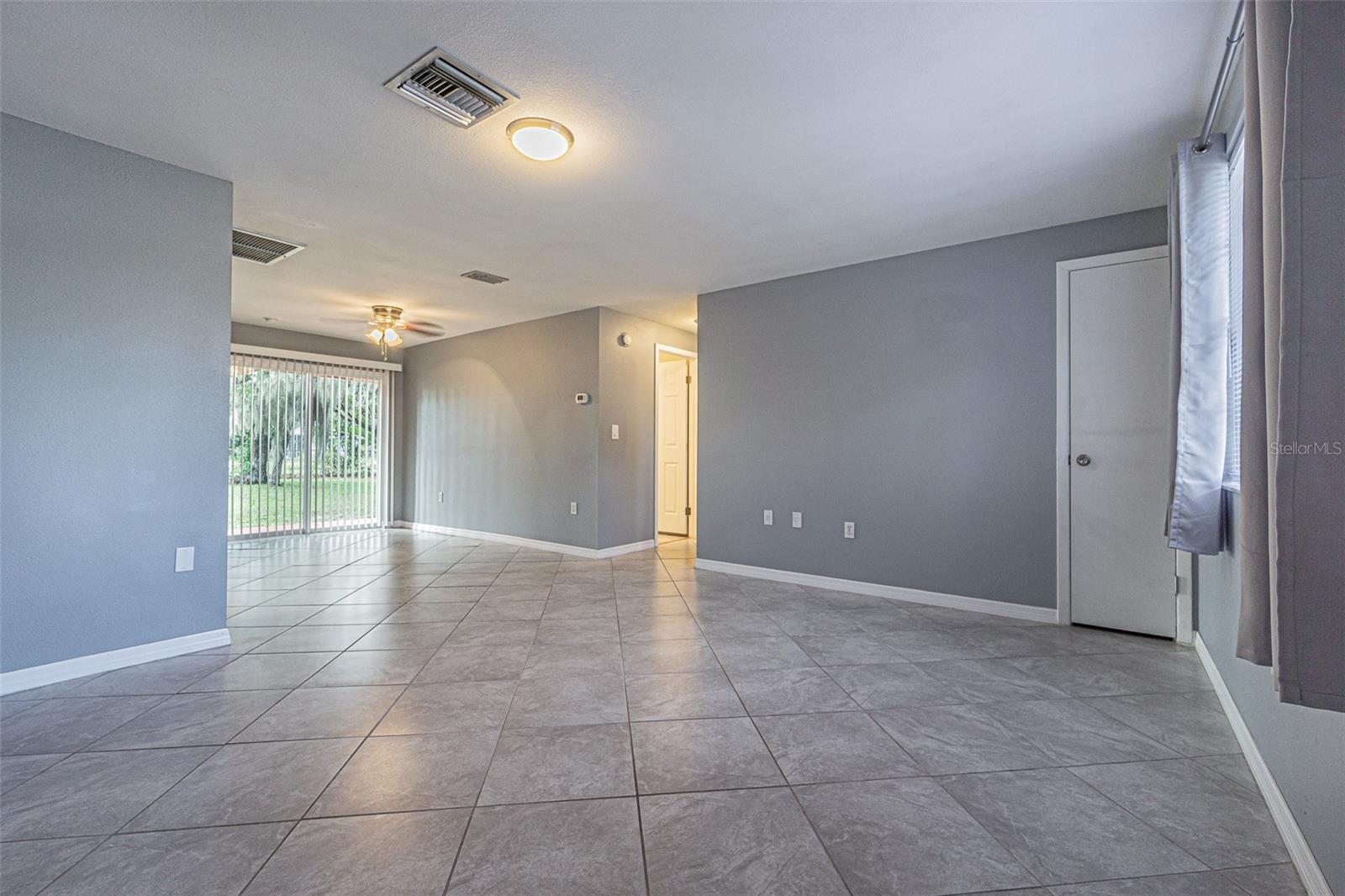 SPRING HILL - Residential Lease