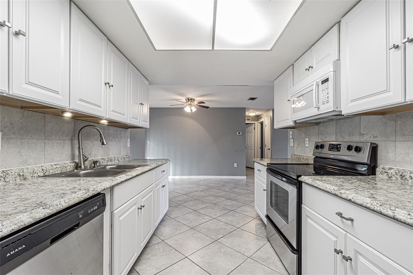 SPRING HILL - Residential Lease