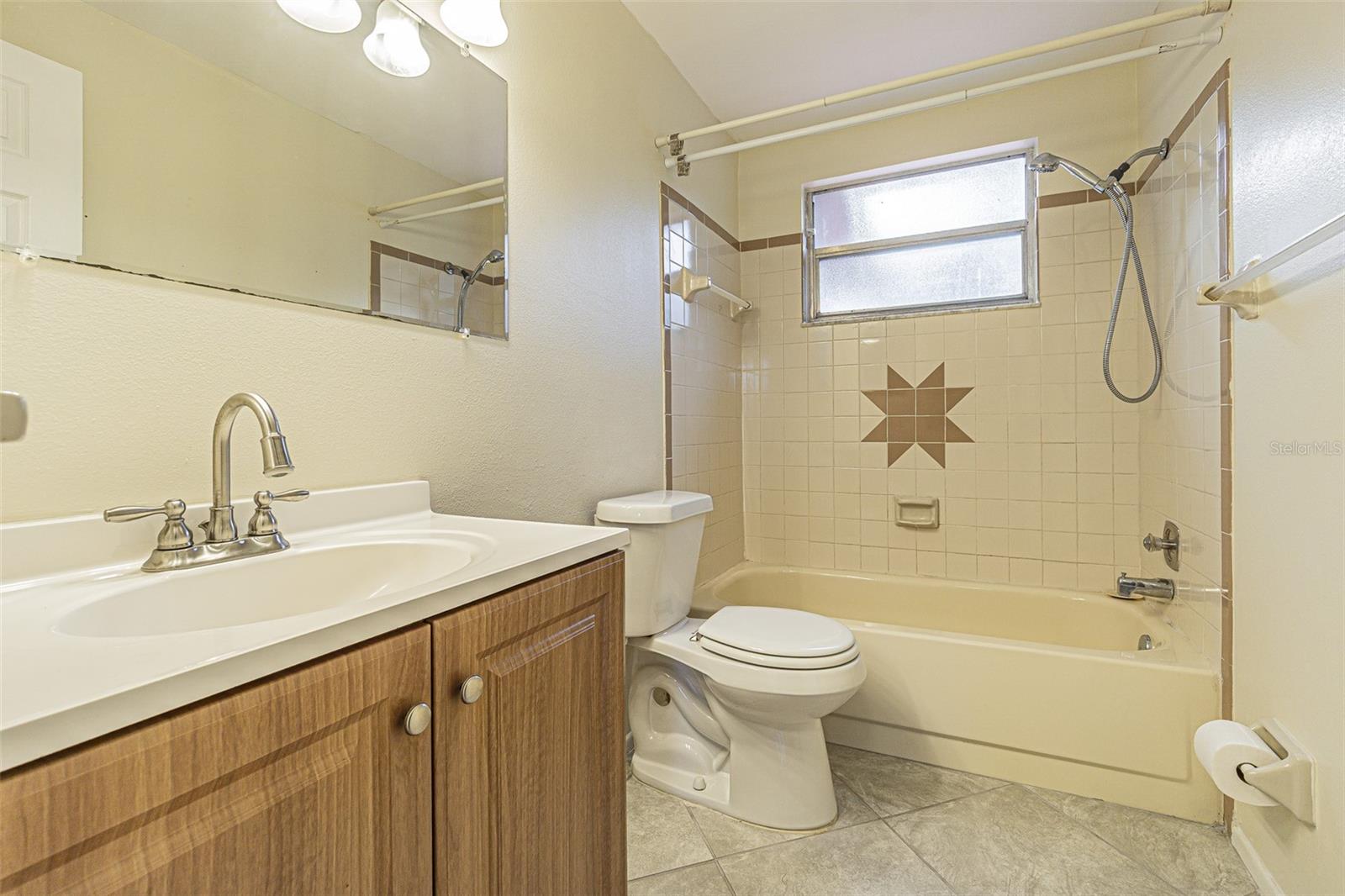 SPRING HILL - Residential Lease