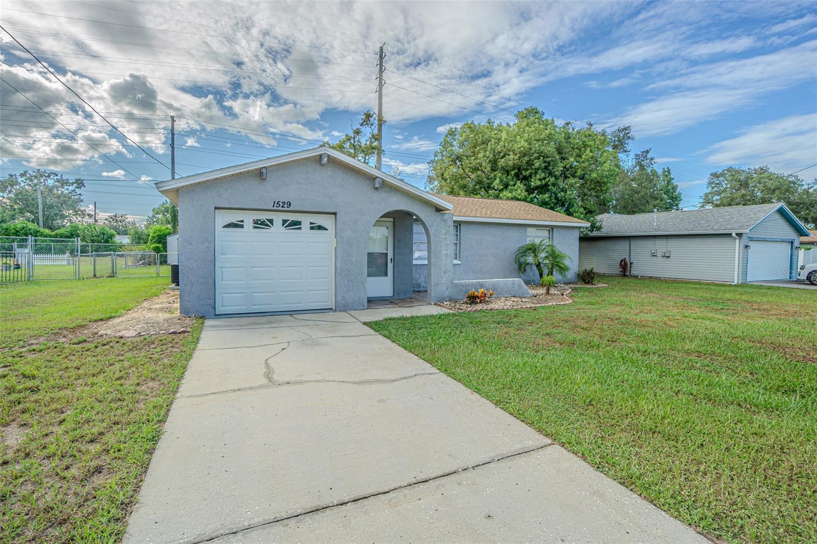 SPRING HILL - Residential Lease