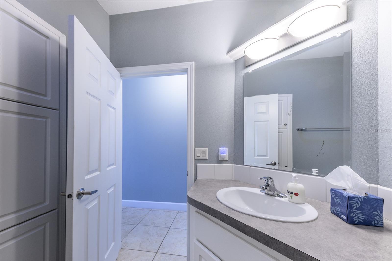 WINDMILL VILLAGE LT 10-C - Residential Lease