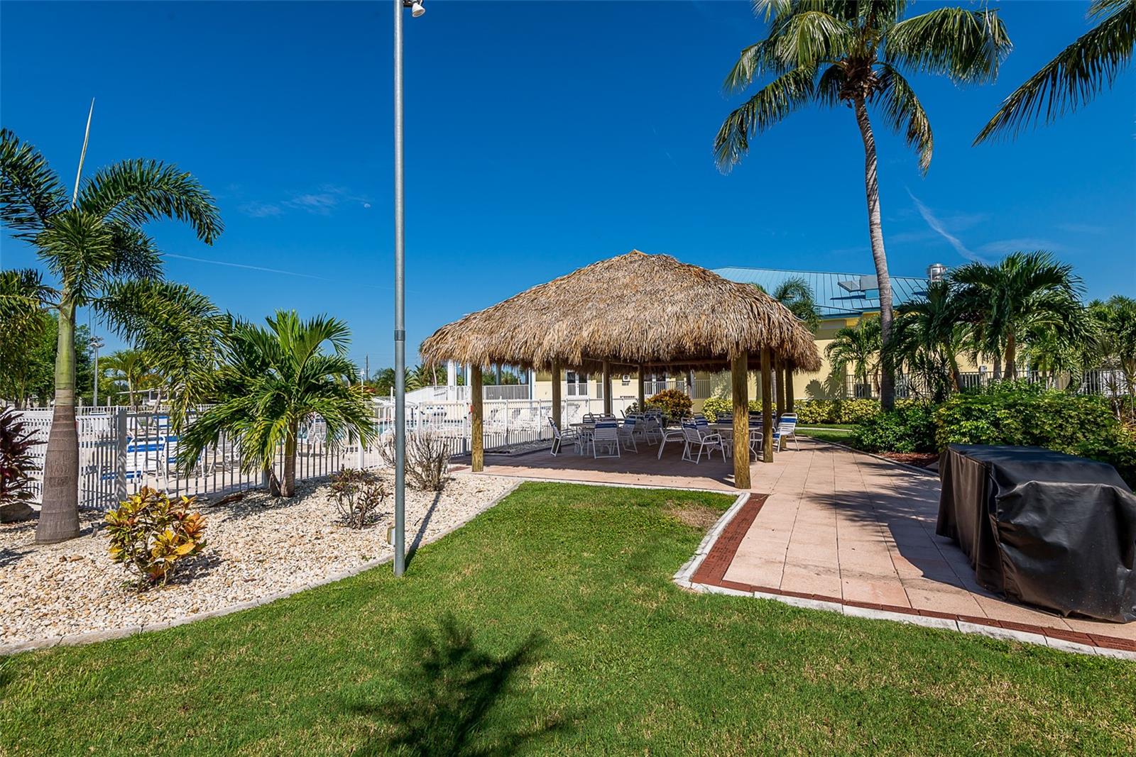 WINDMILL VILLAGE LT 10-C - Residential Lease