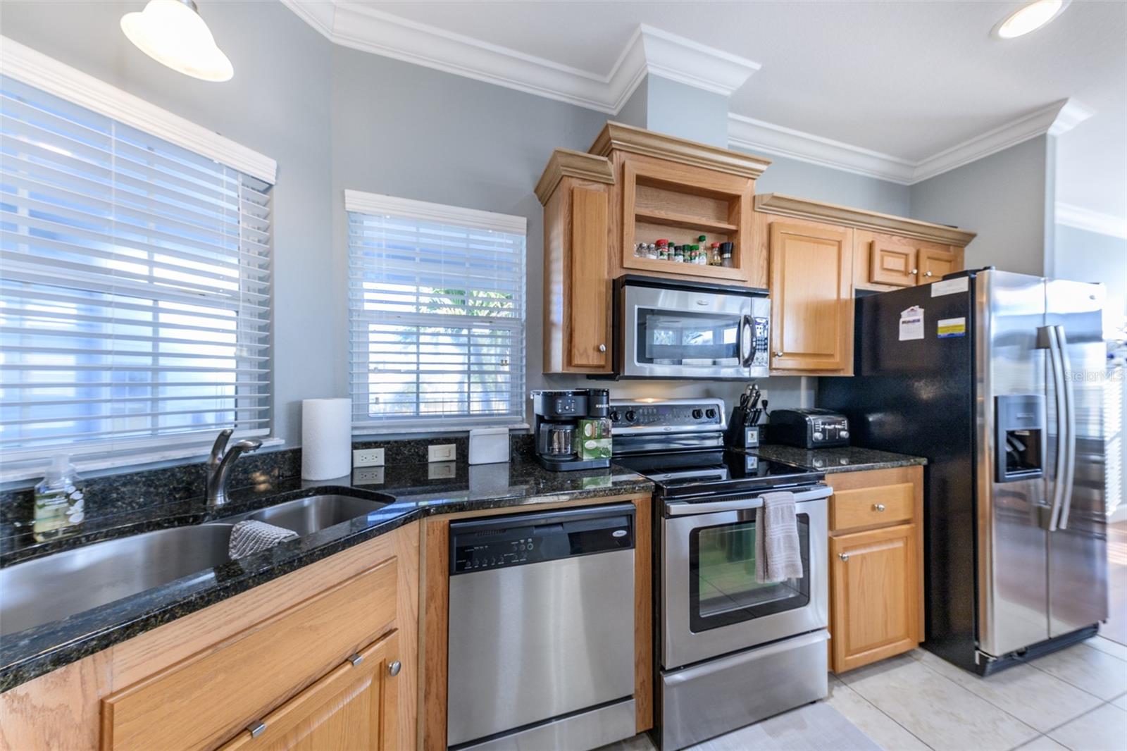 WINDMILL VILLAGE LT 10-C - Residential Lease