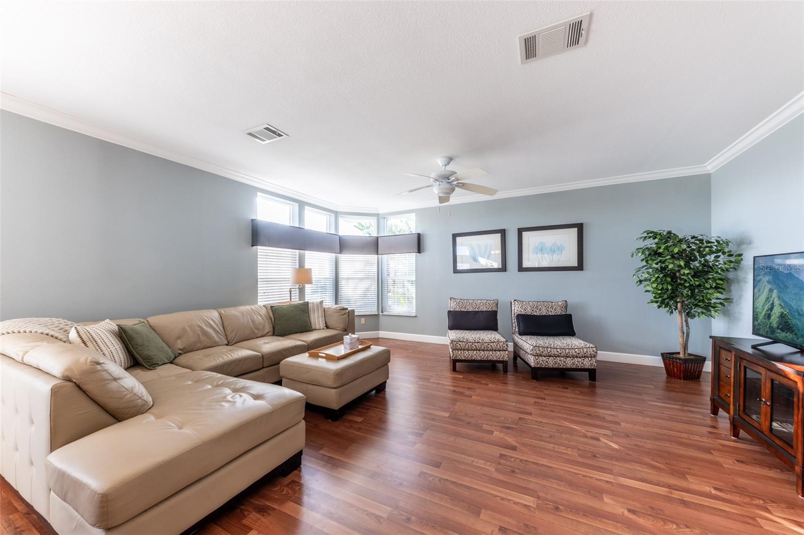 WINDMILL VILLAGE LT 10-C - Residential Lease