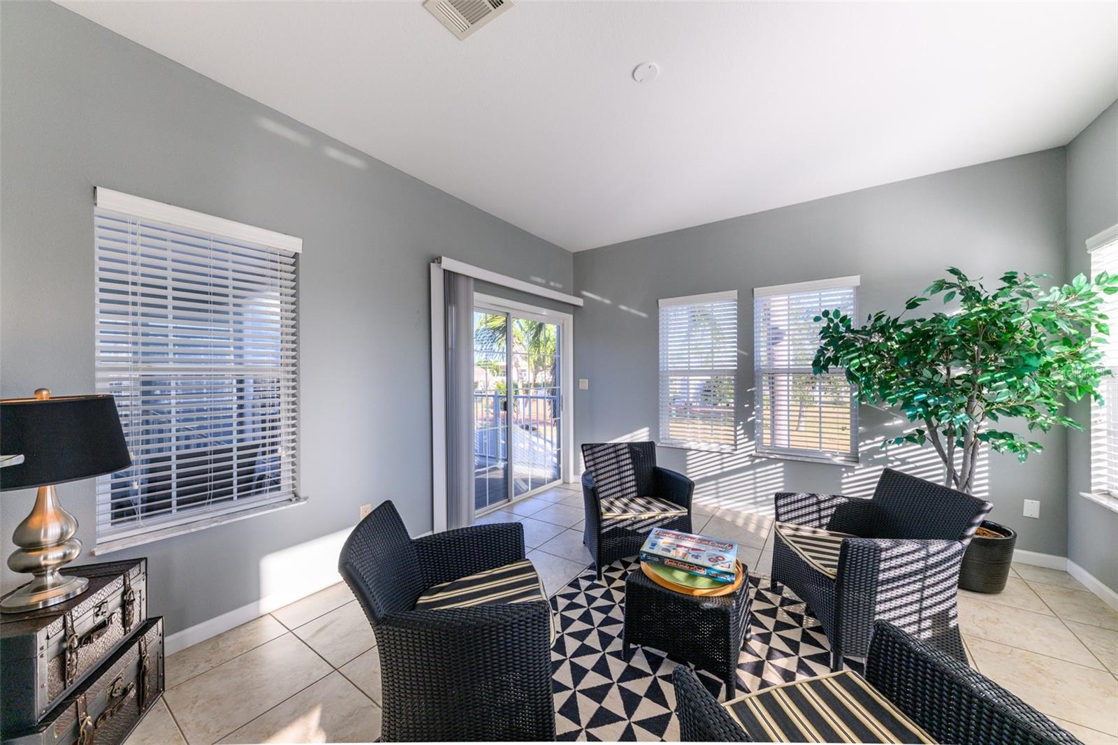 WINDMILL VILLAGE LT 10-C - Residential Lease