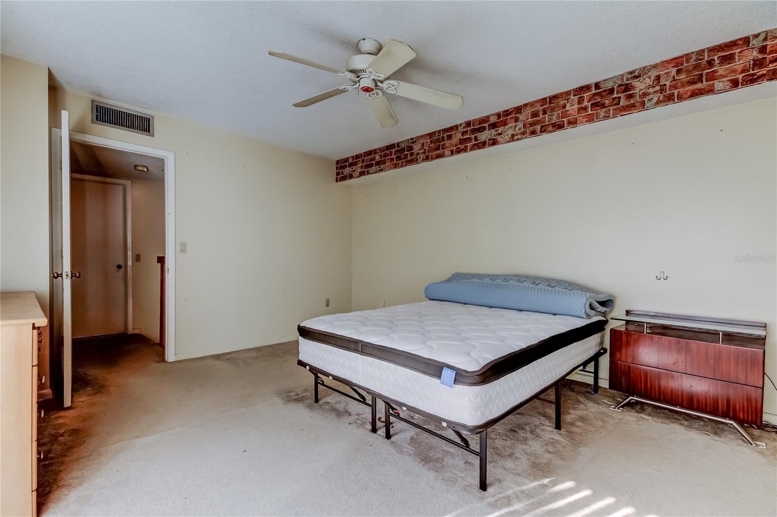 WEDGE WOOD OF PALM HARBOR - Residential