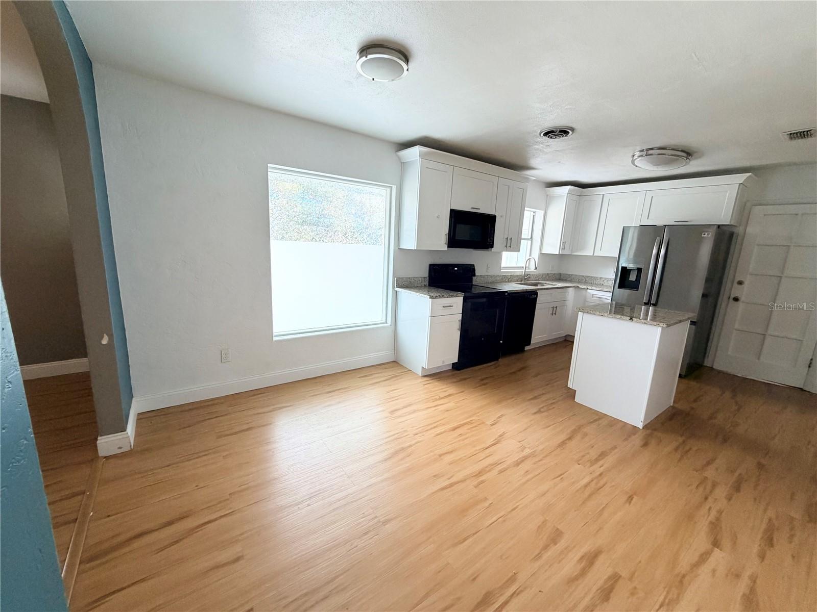 LAKE BRANTLEY HILLS - Residential