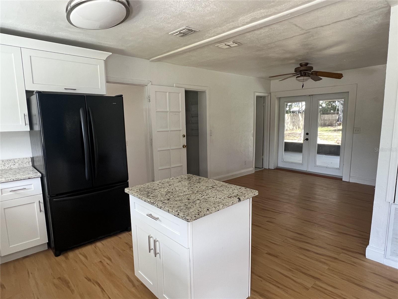 LAKE BRANTLEY HILLS - Residential