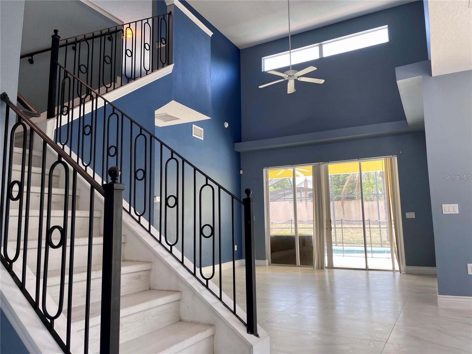 CALABAY PARC AT TOWER LAKE - Residential