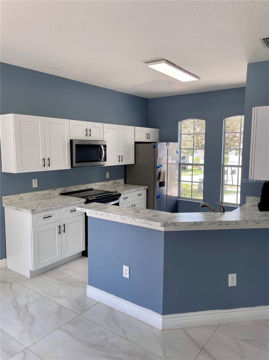 CALABAY PARC AT TOWER LAKE - Residential