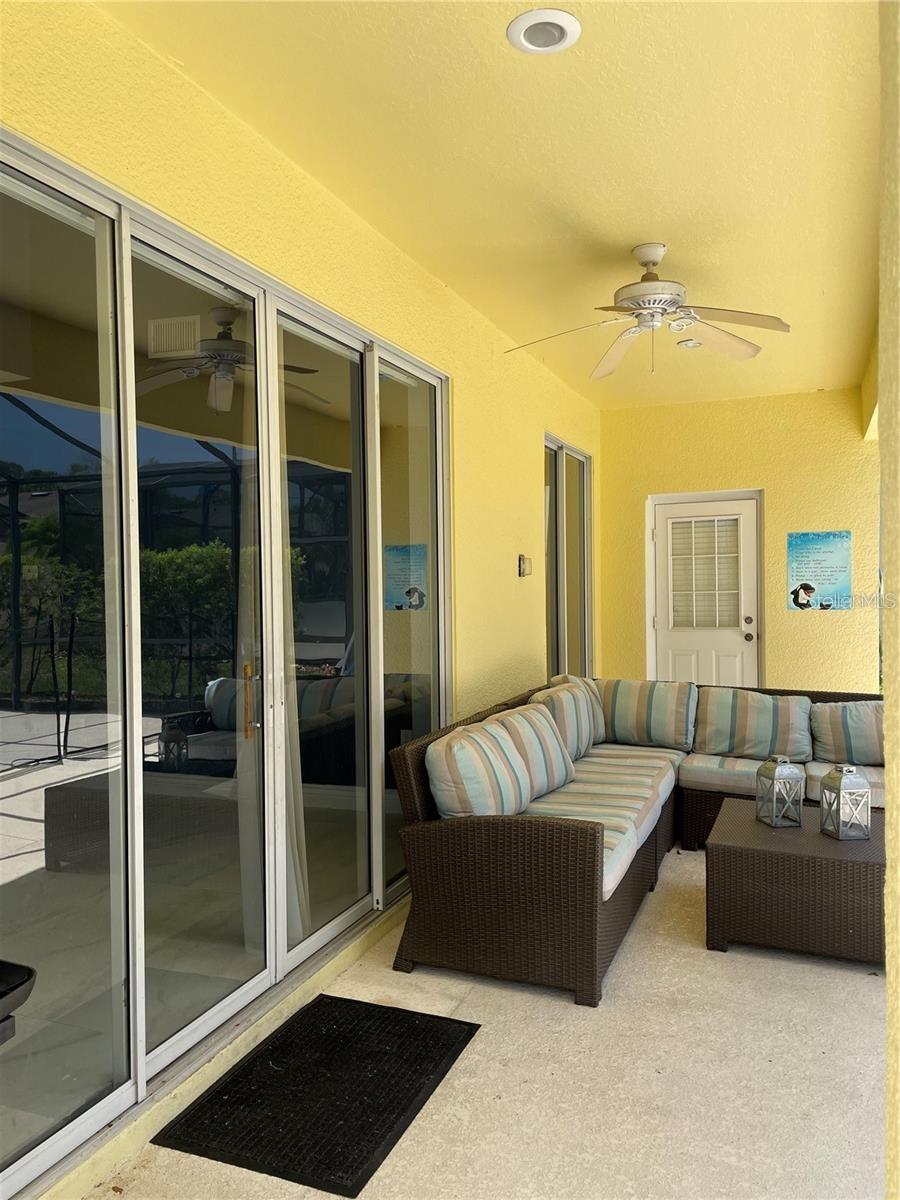 CALABAY PARC AT TOWER LAKE - Residential