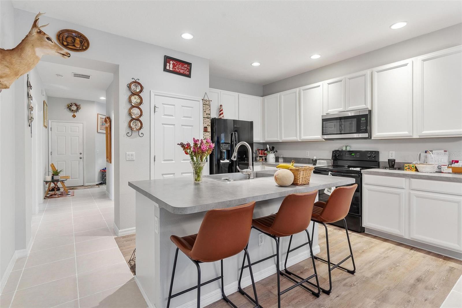MIRROR LAKE VILLAGE - Residential