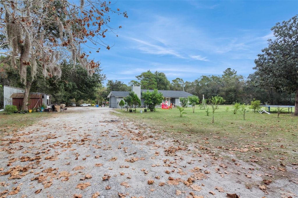 Photo of 28751 Sleepy Bear Lane, Sorrento, FL 32776 (MLS # G5104971)