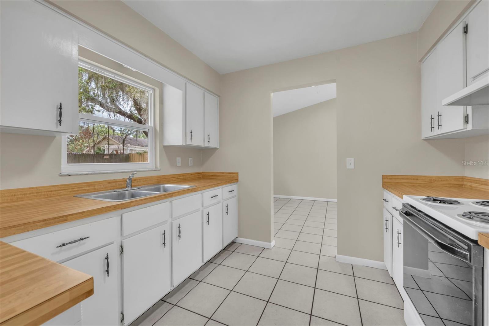 BEL AIRE HILLS UNIT 2 - Residential