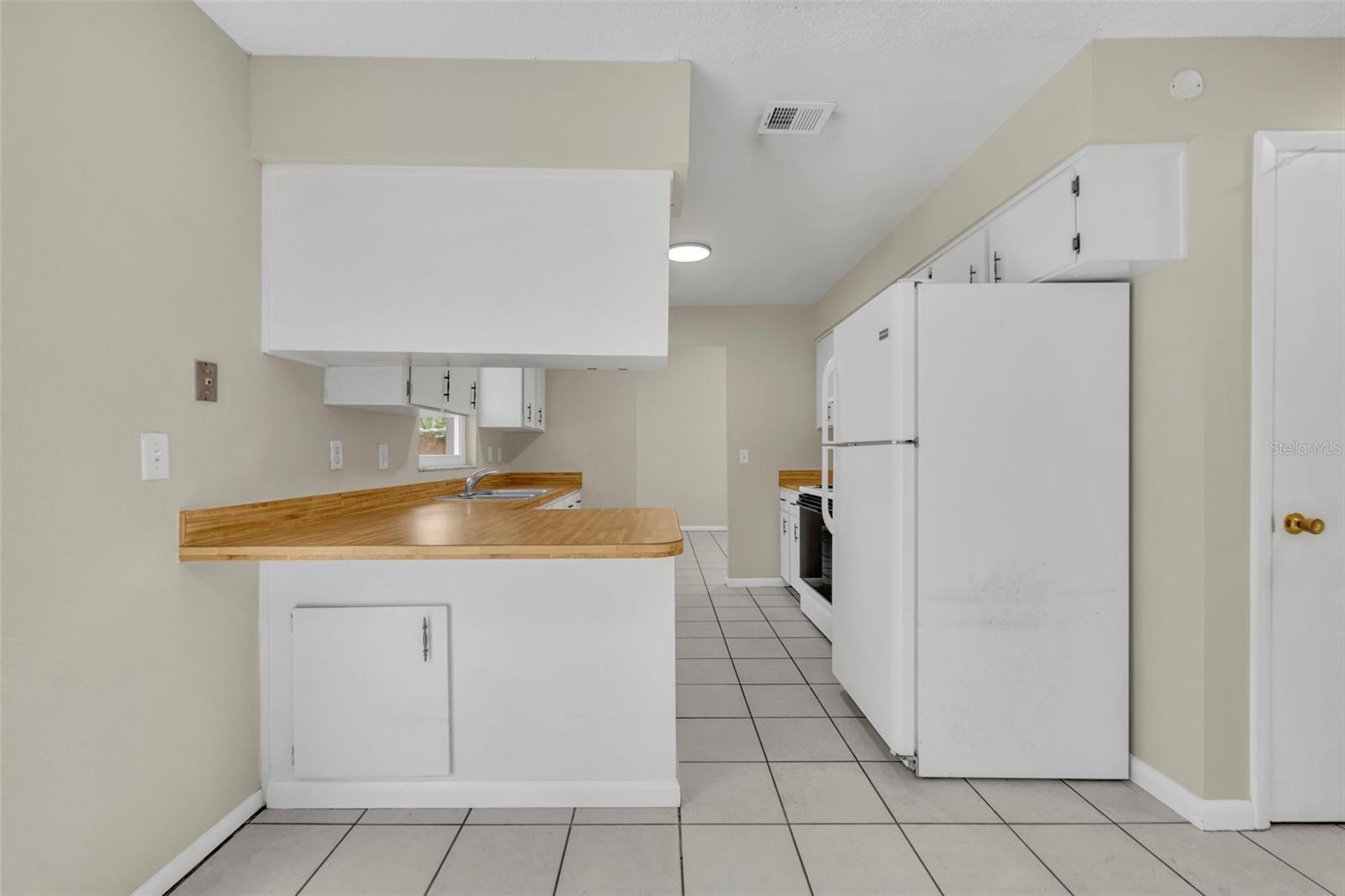 BEL AIRE HILLS UNIT 2 - Residential