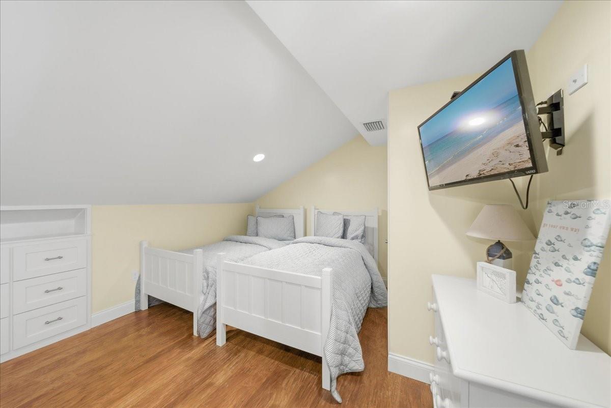 PALM ISLAND VILLAGE PH 02 - Residential