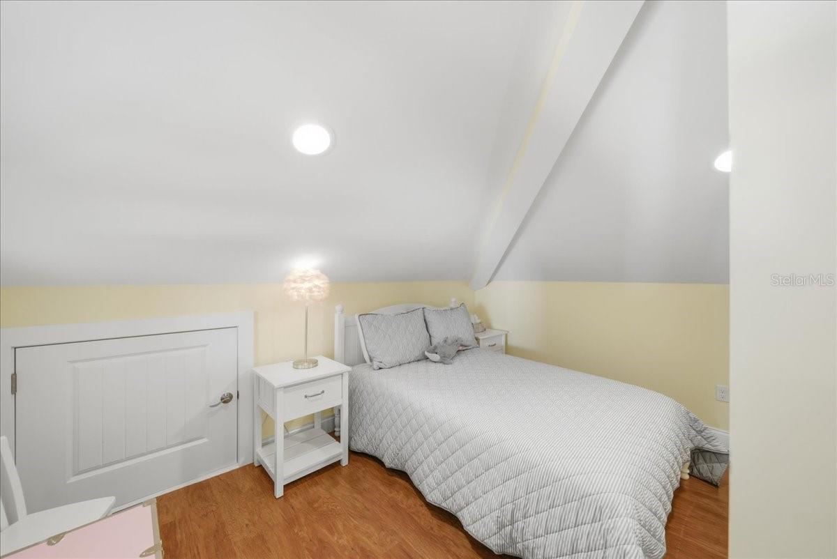 PALM ISLAND VILLAGE PH 02 - Residential