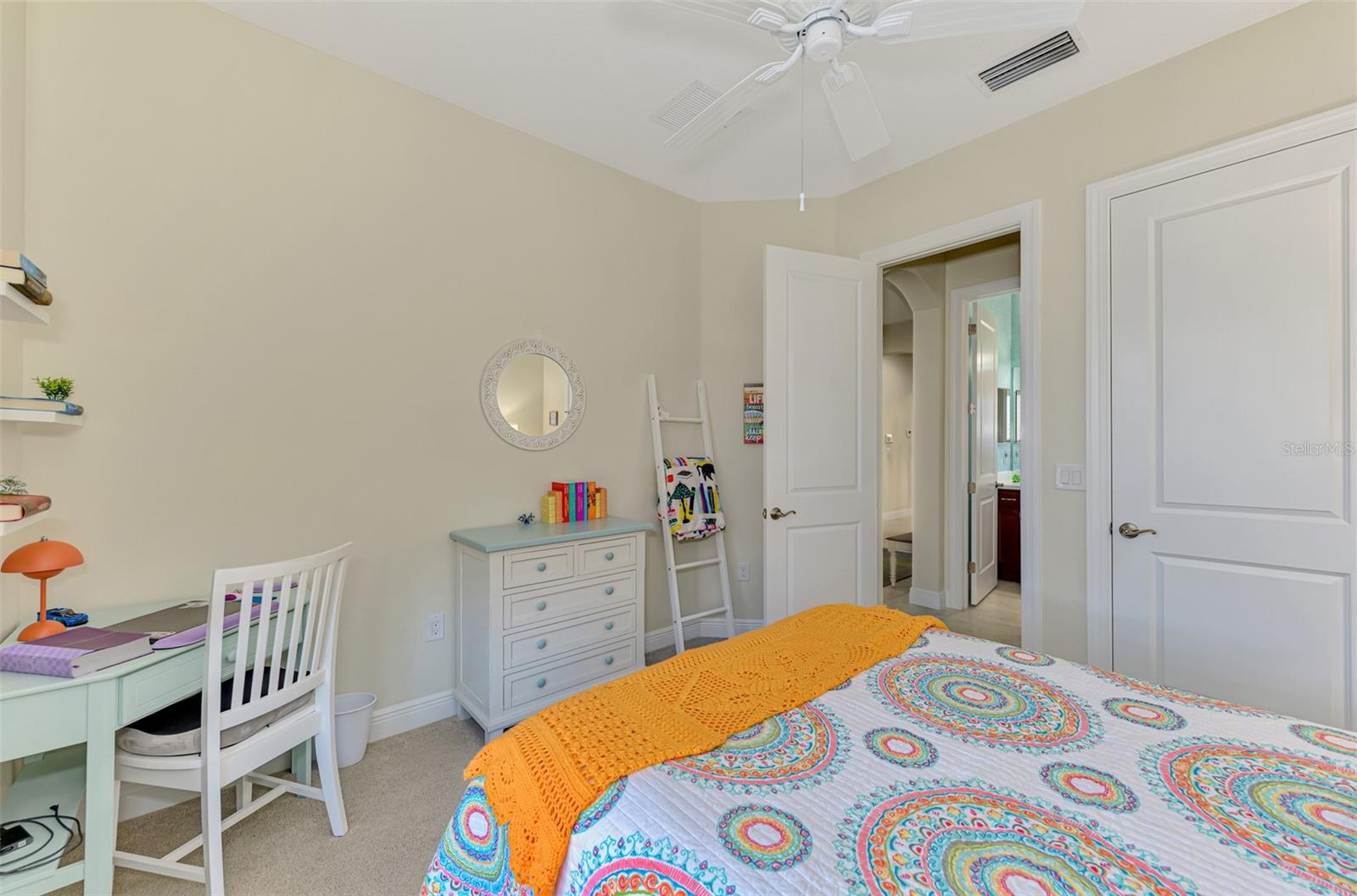 SARASOTA NATIONAL - Residential