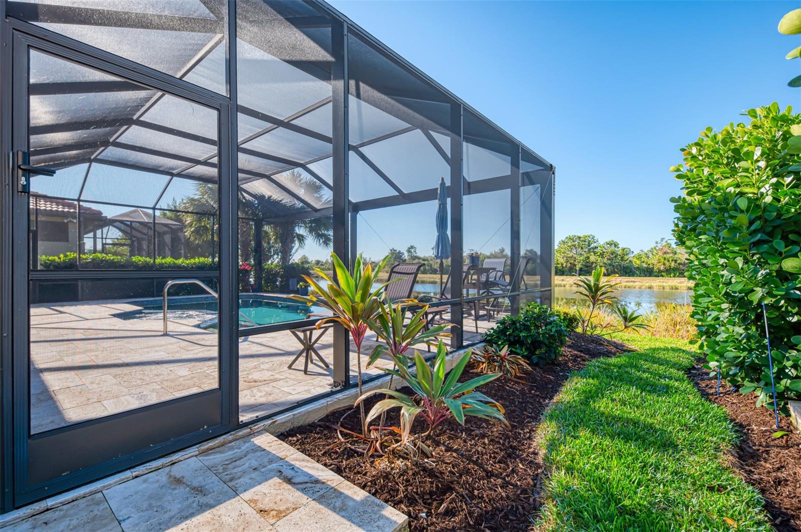 SARASOTA NATIONAL - Residential