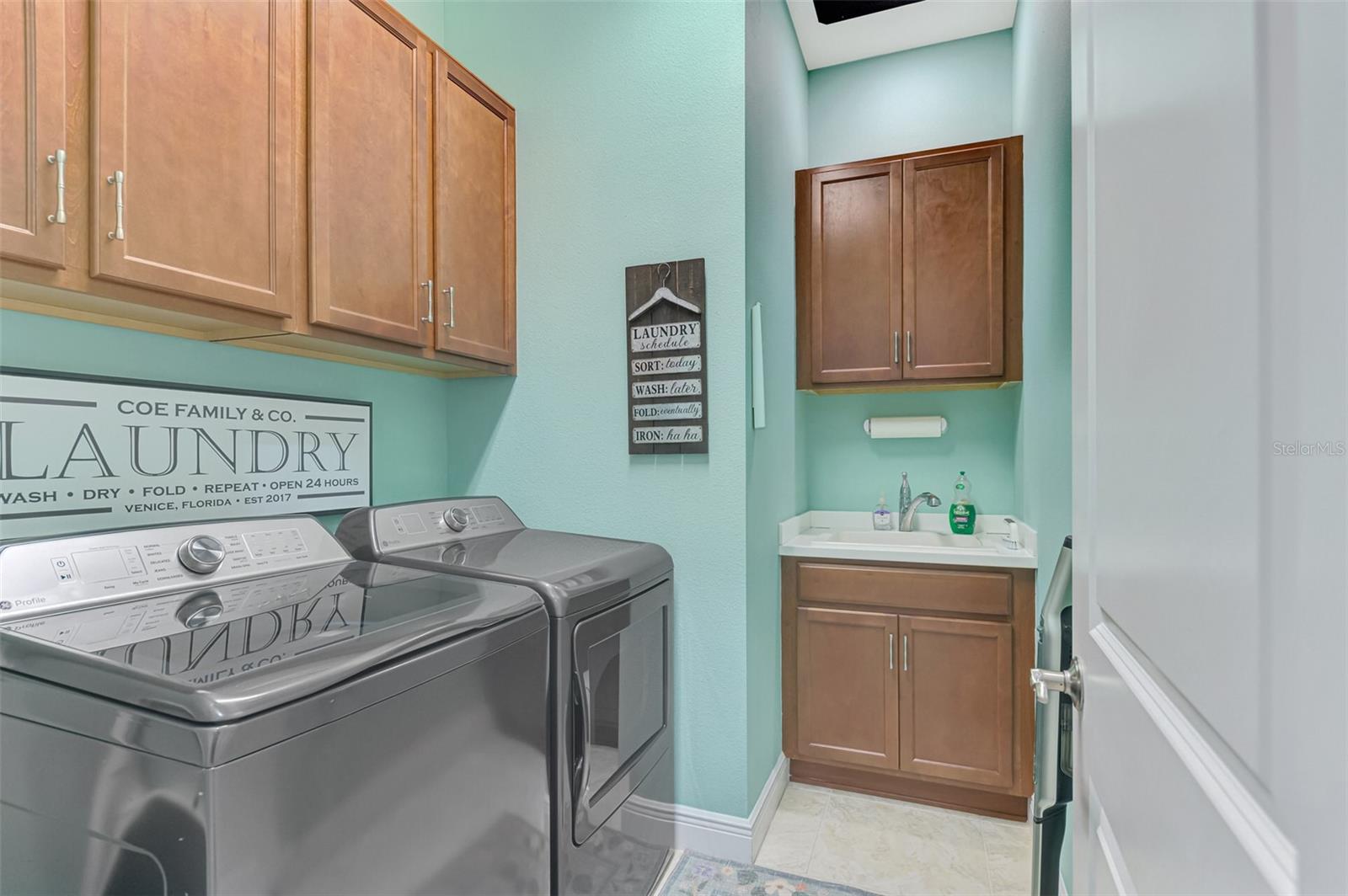 SARASOTA NATIONAL - Residential