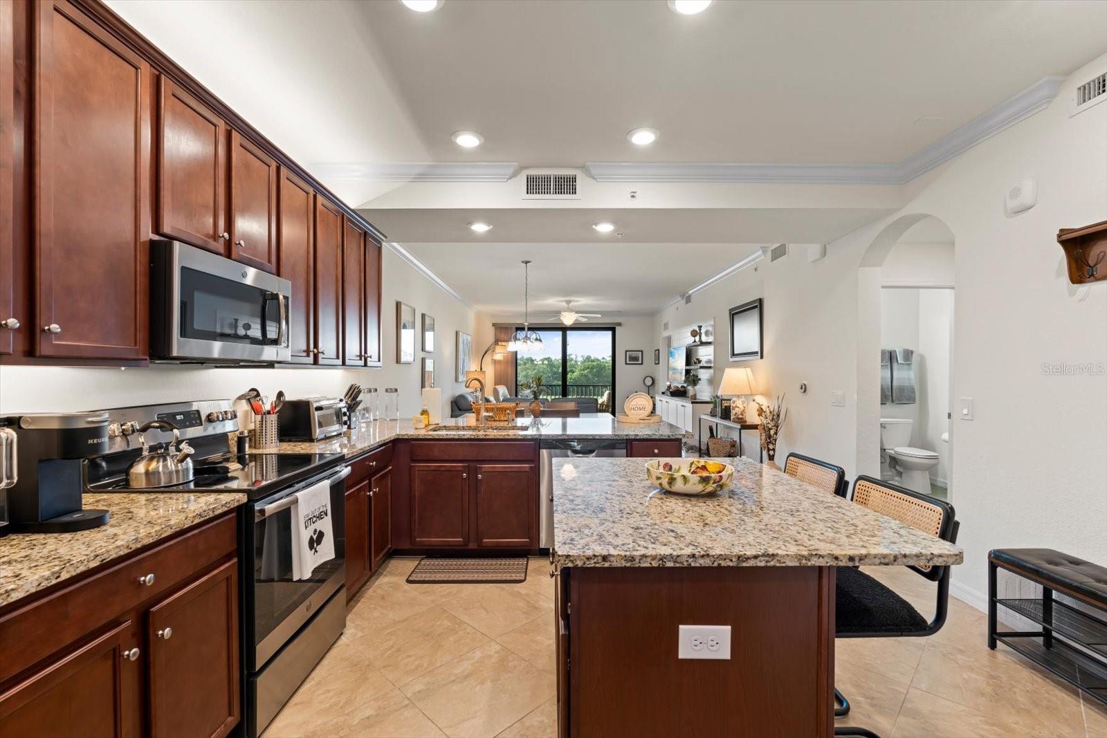 LAKEWOOD NATIONAL - Residential Lease