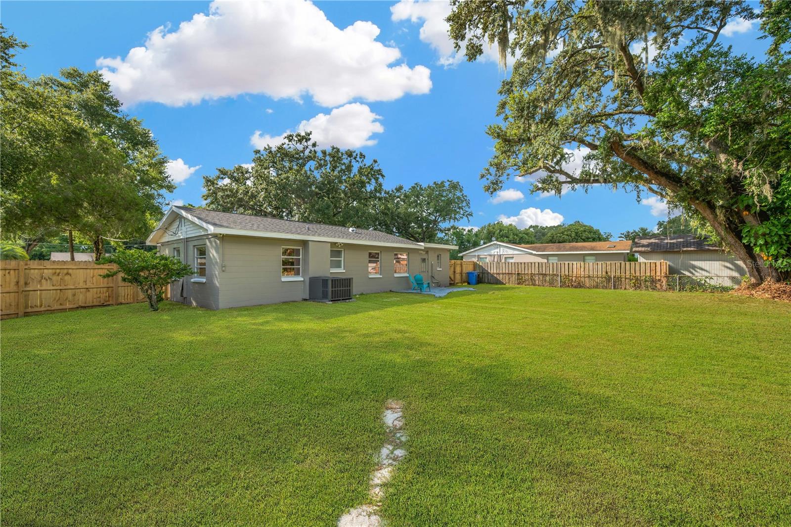 HILLDALE HEIGHTS OF BRANDON - Residential