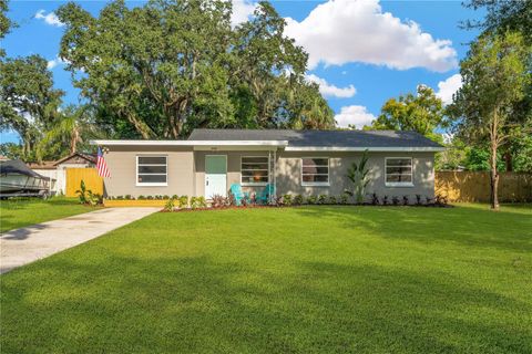 Photo of 603 Clay Court, Brandon, FL 33510 (MLS # TB8431023)