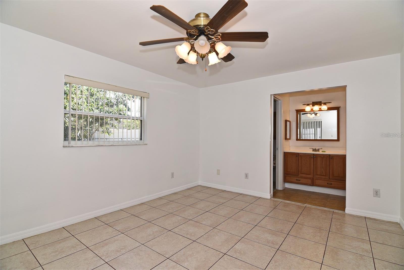 DELTONA LAKES UNIT 03 - Residential