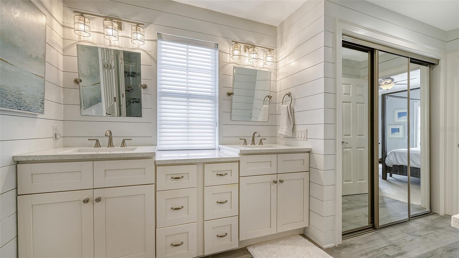 SOMERSET COVE - Residential