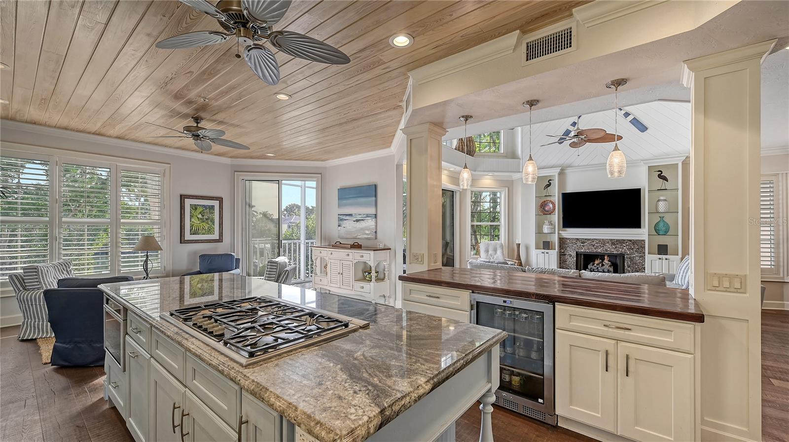 SOMERSET COVE - Residential