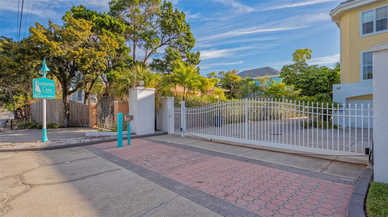 SOMERSET COVE - Residential