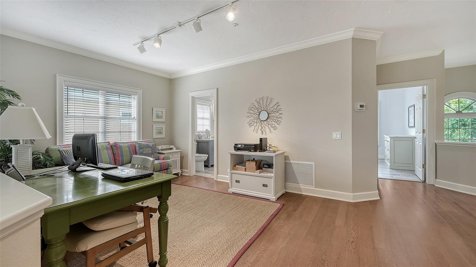 SOMERSET COVE - Residential