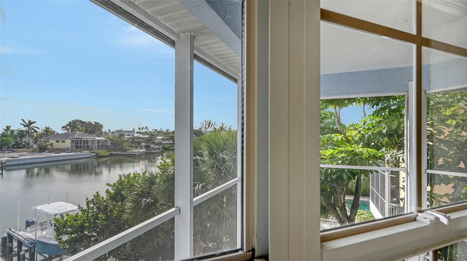 SOMERSET COVE - Residential