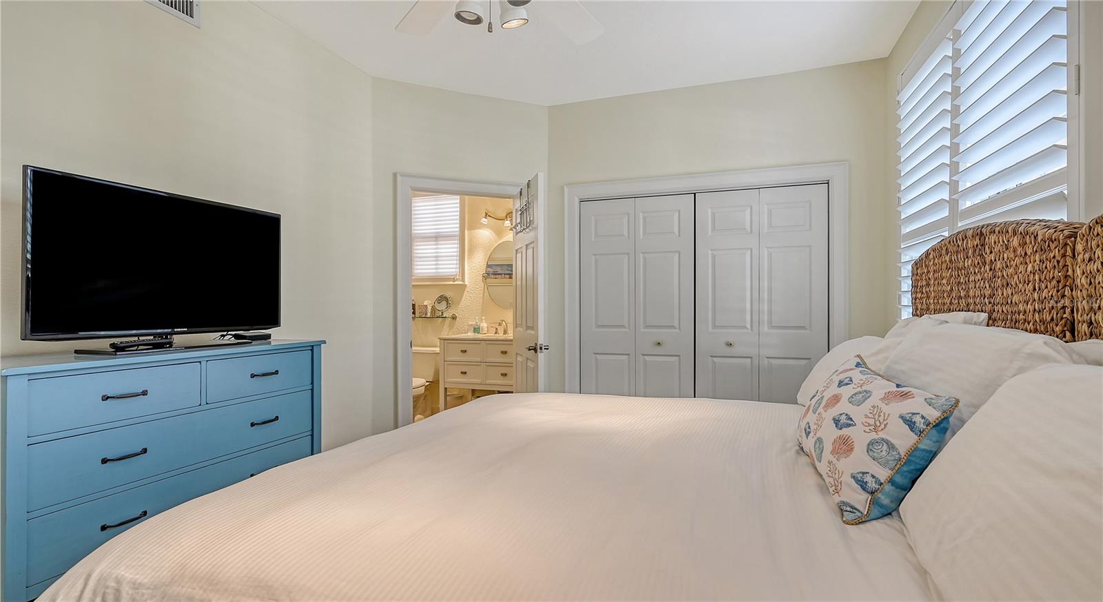 SOMERSET COVE - Residential