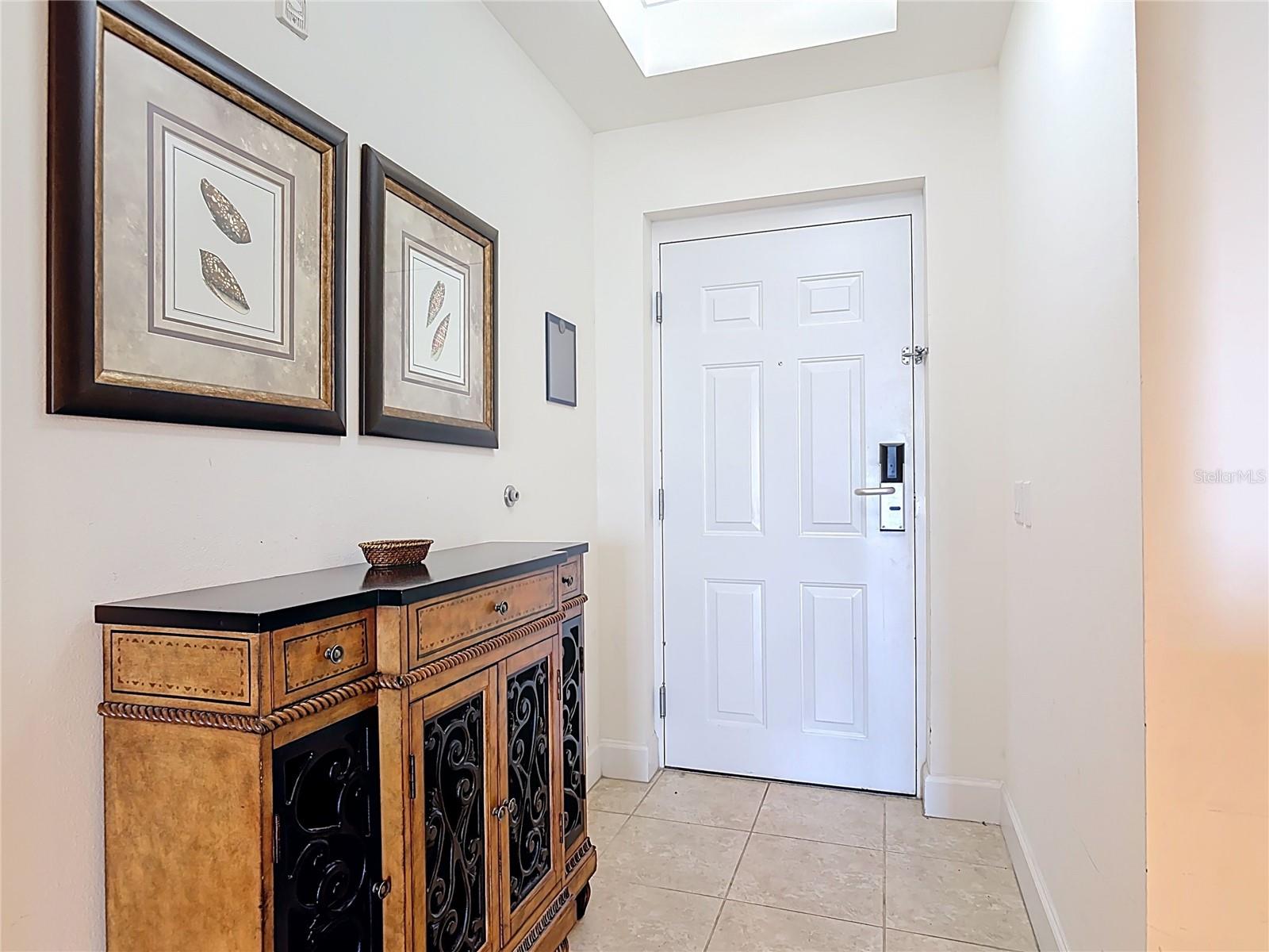 102 YACHT HARBOR DRIVE 465