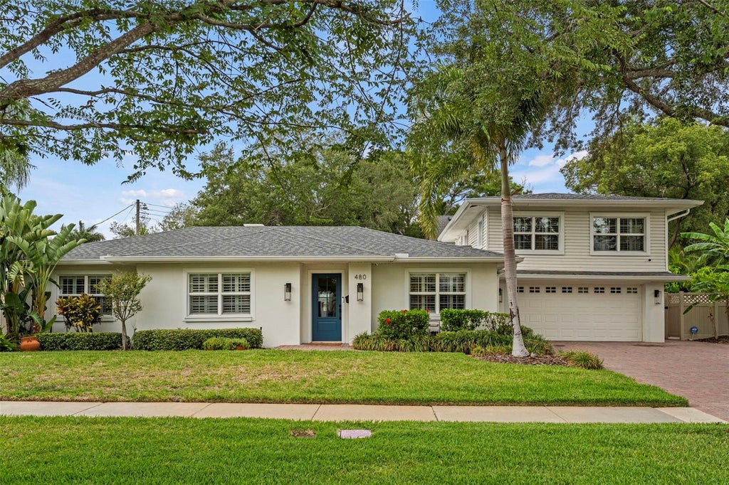 Photo of 480 W Davis Boulevard, Tampa, FL 33606 (MLS # TB8514853)