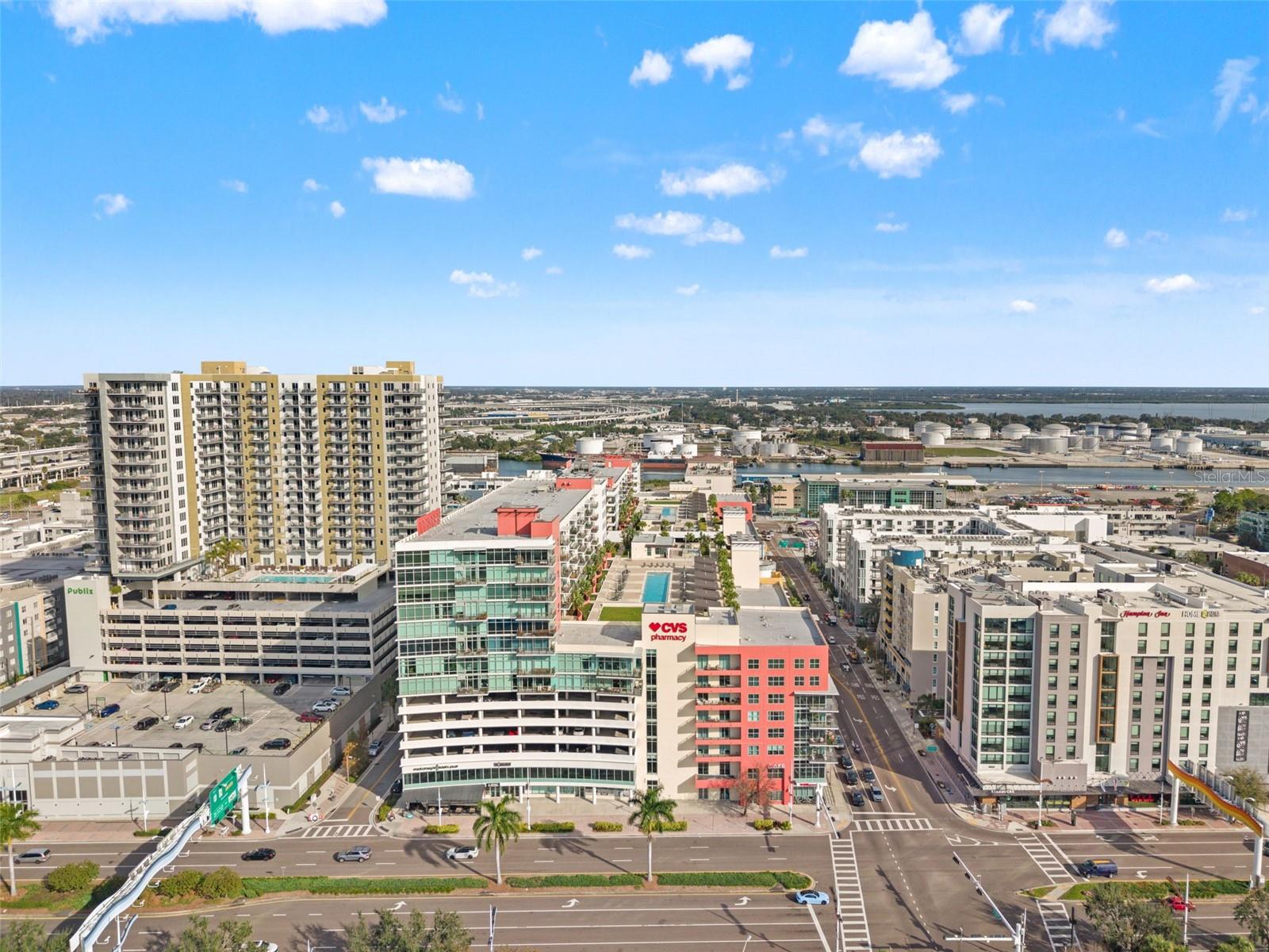 GRAND CENTRAL AT KENNEDY RESID - Residential