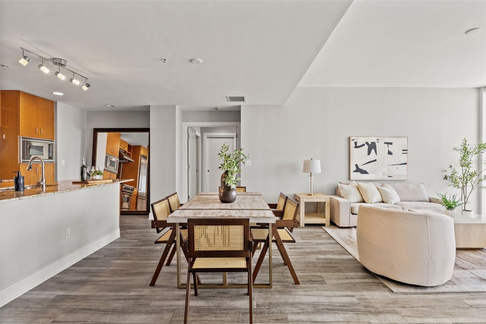 1208 E KENNEDY BOULEVARD 1109